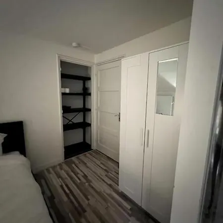 404 - - By T&s. * Αϊντχόφεν